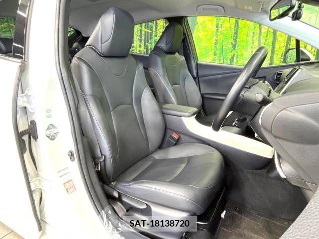 Toyota PRIUS 2016-01 221433-8