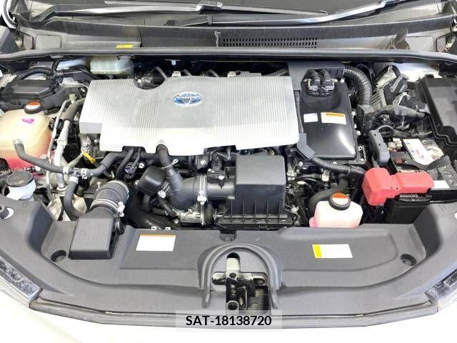 Toyota PRIUS 2016-01 221433-18