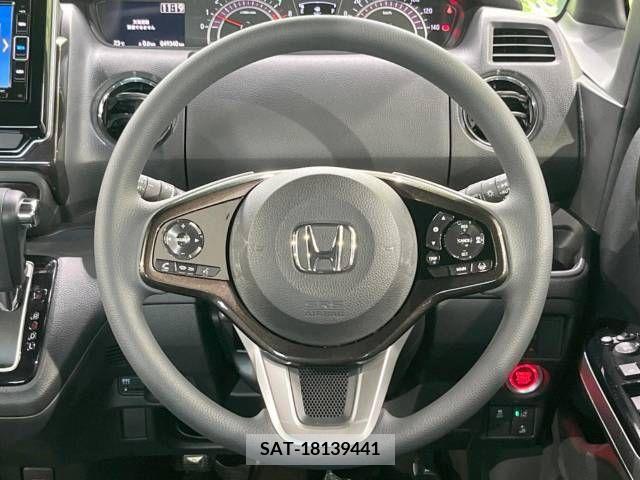 Honda N BOX CUSTOM 2019-11 279398-11