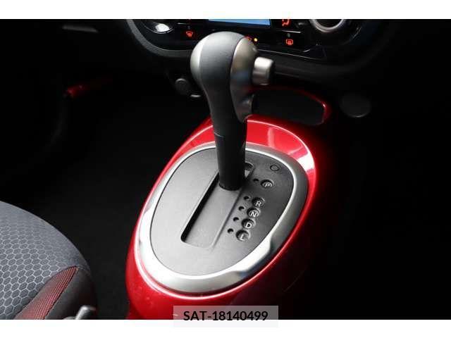 Nissan JUKE 2010-06 237007-17