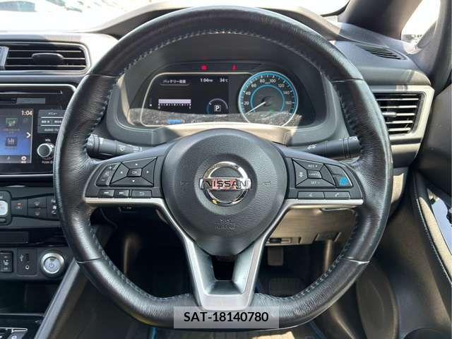 Nissan LEAF 2017-11 367054-10