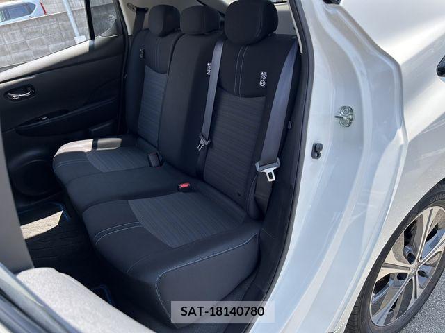 Nissan LEAF 2017-11 367054-18