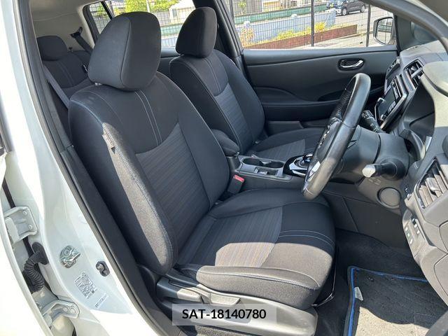 Nissan LEAF 2017-11 367054-15