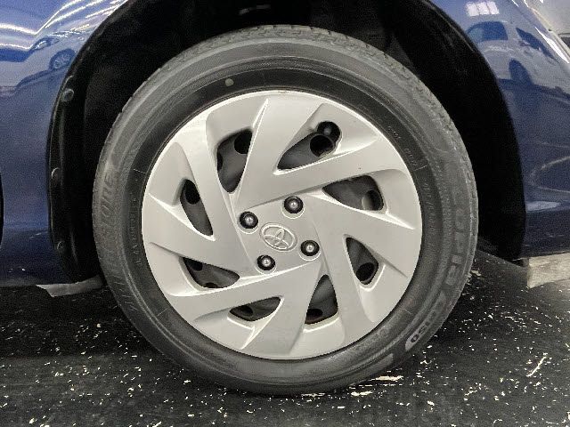 Toyota AQUA 2019-03 195320-25