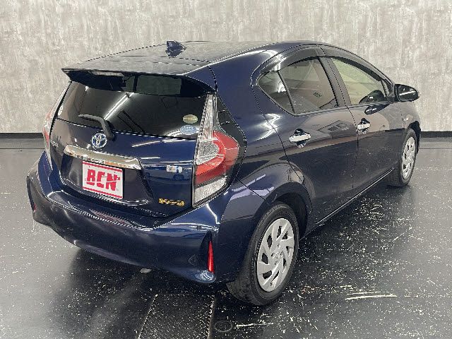 Toyota AQUA 2019-03 195320-2