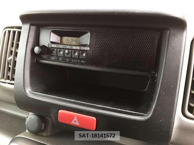 Nissan CLIPPER 2021-10 302200-4