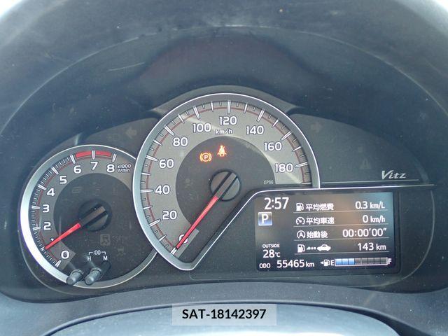 Toyota VITZ 2015-08 288555-8