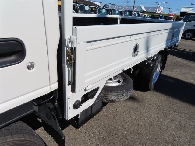 Isuzu ELF TRUCK 2006-01 20844-13