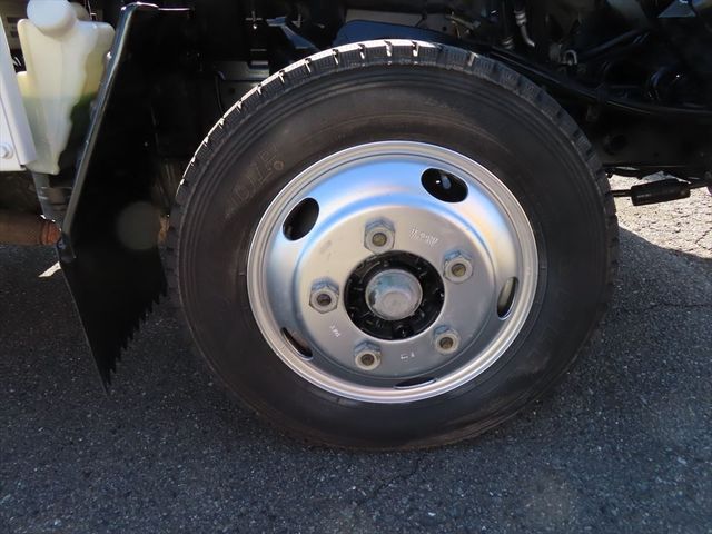 Isuzu ELF TRUCK 2006-01 20844-28