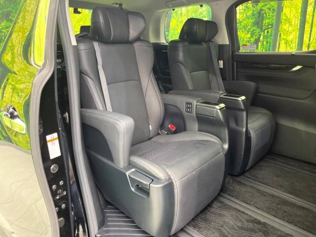 Toyota ALPHARD 2020-04 185630-9