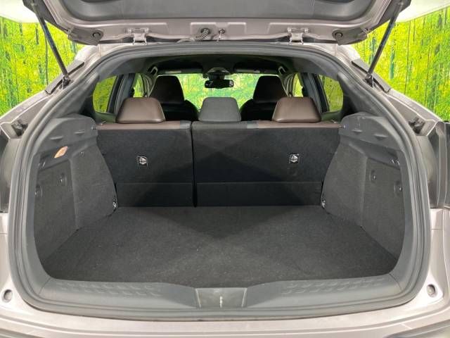 Toyota C-HR 2017-09 185761-10