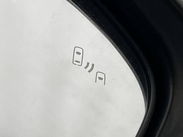 Toyota C-HR 2017-09 185761-6