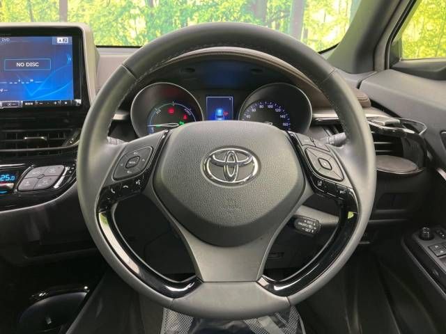 Toyota C-HR 2017-09 185761-11