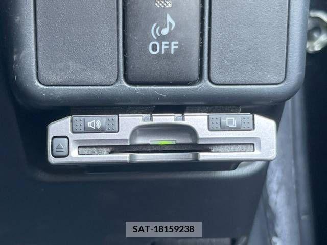 Toyota AQUA 2013-11 389338-4