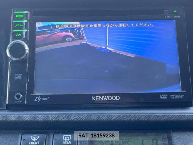 Toyota AQUA 2013-11 389338-3