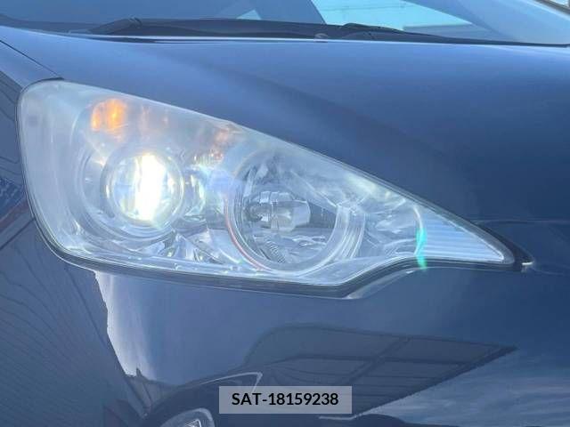 Toyota AQUA 2013-11 389338-12