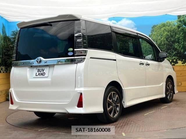 Toyota VOXY 2017-12 321552-18