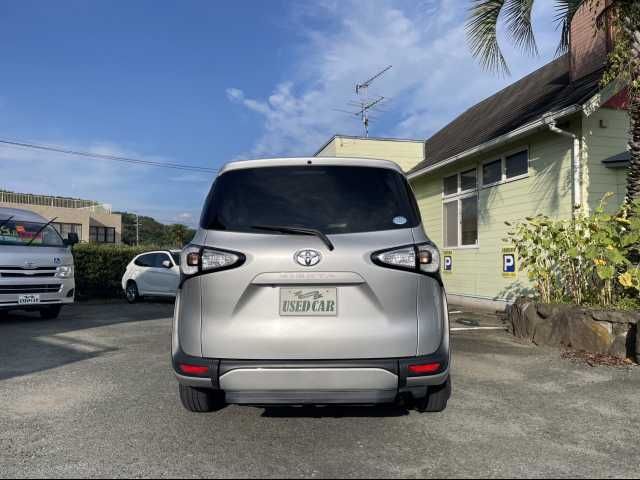 Toyota SIENTA 2017-09 9585-13