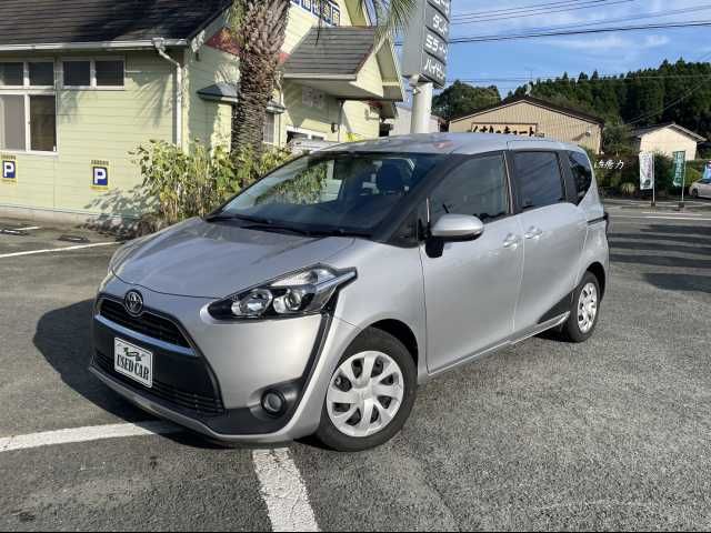Toyota SIENTA 2017-09 9585-6
