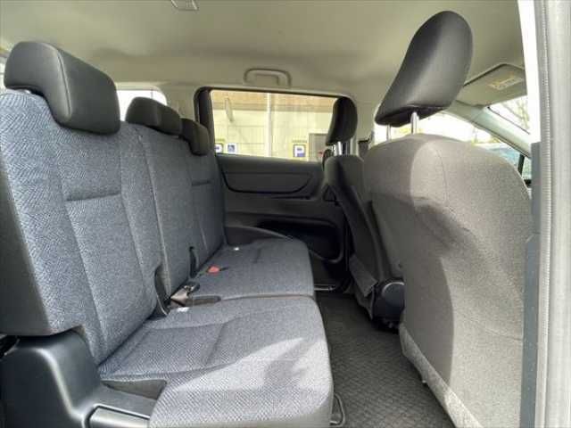 Toyota SIENTA 2017-09 9585-18