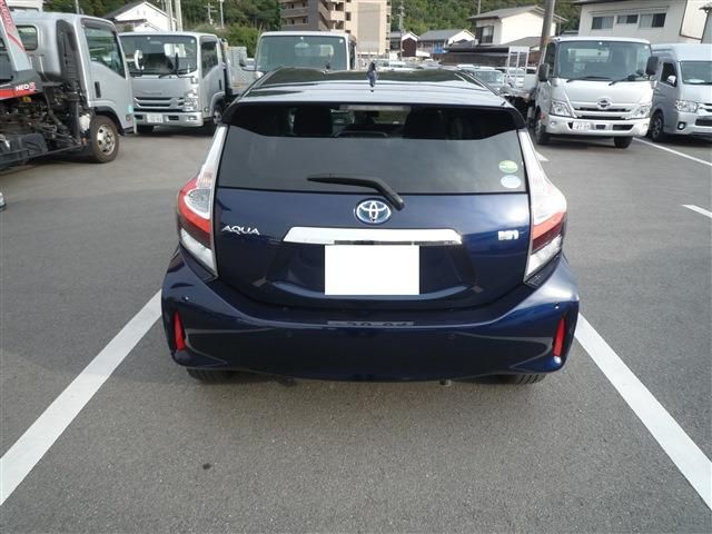 Toyota AQUA 2020-02 27661-5