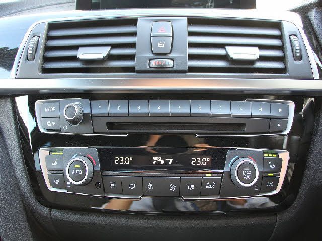 Bmw 3 SERIES 2019-01 180598-13