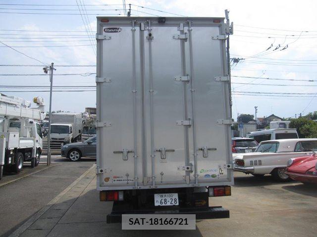 Isuzu ELF TRUCK 2018-06 353833-5