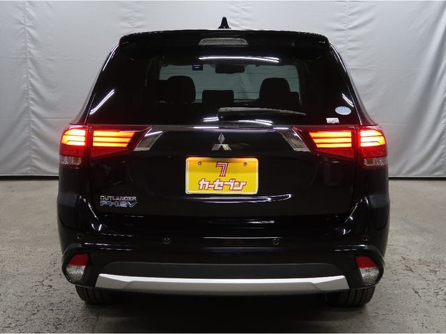 Mitsubishi OUTLANDER PHEV 2016-01 16920-19