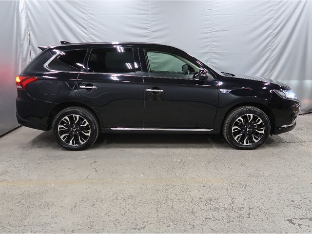 Mitsubishi OUTLANDER PHEV 2016-01 16920-27