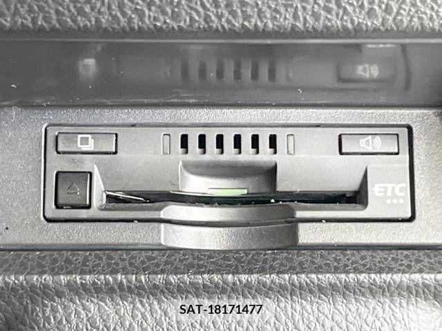 Toyota VOXY 2019-04 289249-7