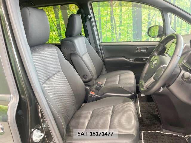 Toyota VOXY 2019-04 289249-8