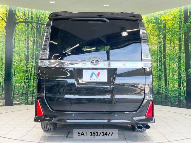 Toyota VOXY 2019-04 289249-16