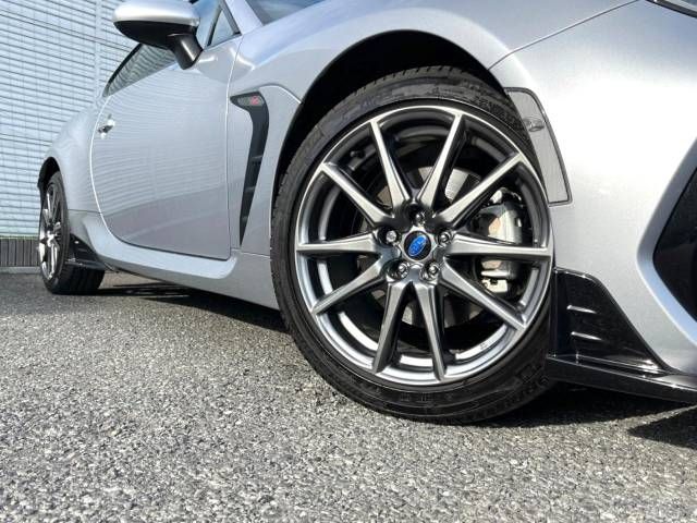 Subaru BRZ 2021-10 182930-16