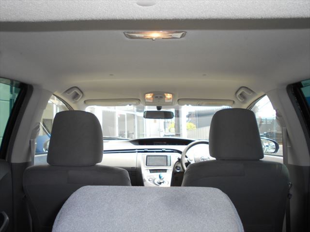 Toyota PRIUS 2011-10 2384-15