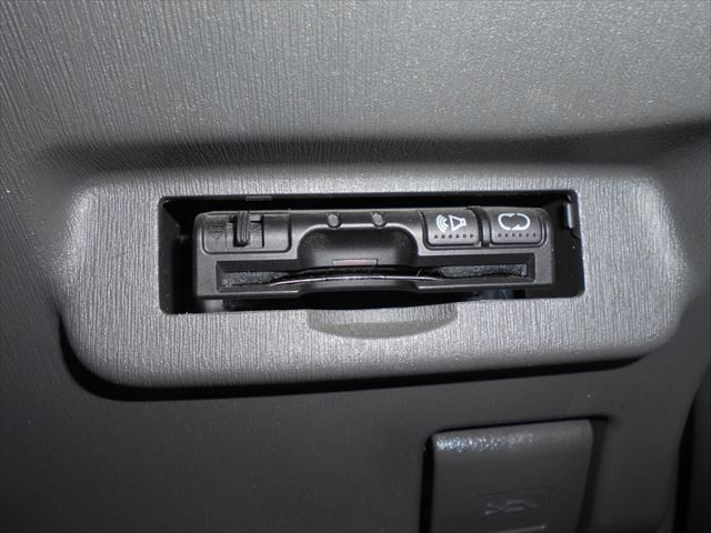 Toyota PRIUS 2011-10 2384-25