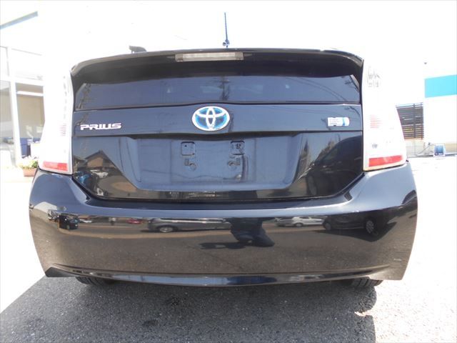 Toyota PRIUS 2011-10 2384-6