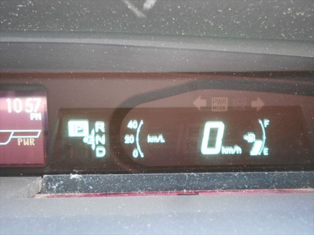 Toyota PRIUS 2011-10 2384-18