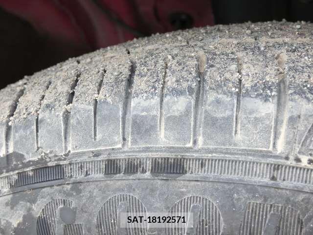 Toyota SPADE 2013-02 255125-16