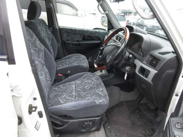 Mitsubishi PAJERO IO 2000-03 183174-13