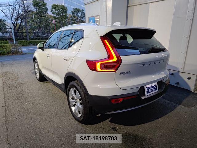 Volvo XC40 2021-02 217044-3