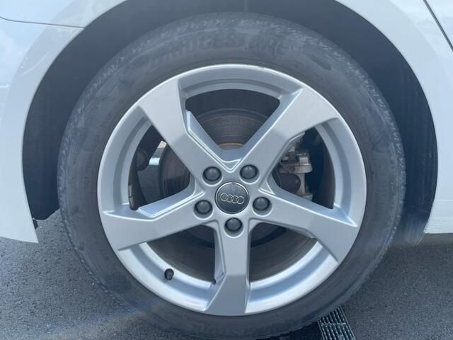 Audi A3 2017-12 21135-6