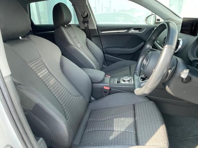 Audi A3 2017-12 21135-9