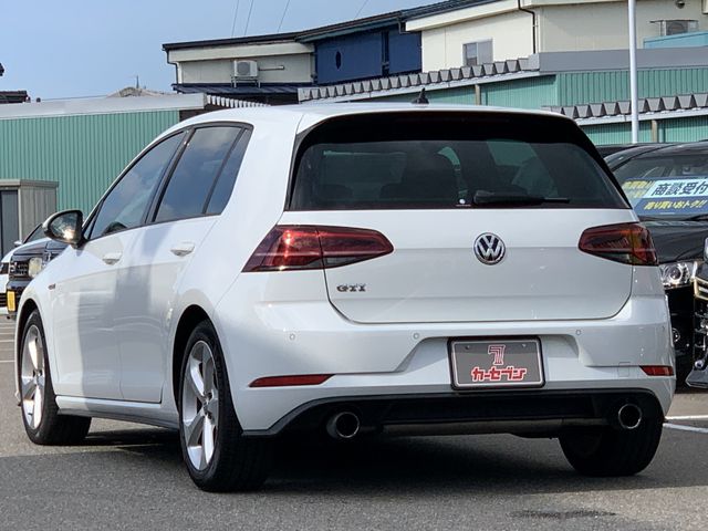 VolksWagen GOLF GTI 2017-07 12379-7