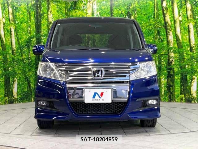 Honda e 2011-04 226732-14