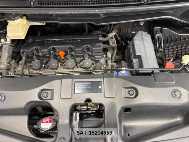 Honda e 2011-04 226732-18