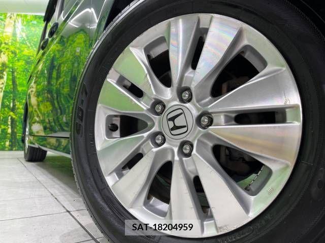 Honda e 2011-04 226732-13