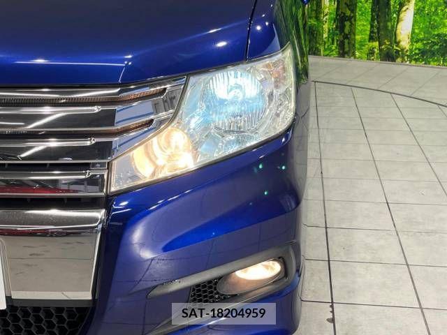 Honda e 2011-04 226732-12