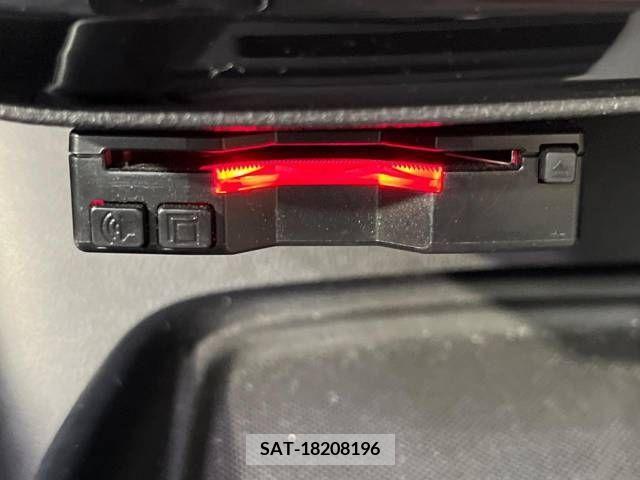 Toyota PRIUS 2019-05 393386-6