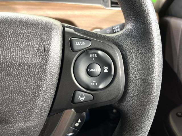 Honda FREED HYBRID 2020-05 9233-5