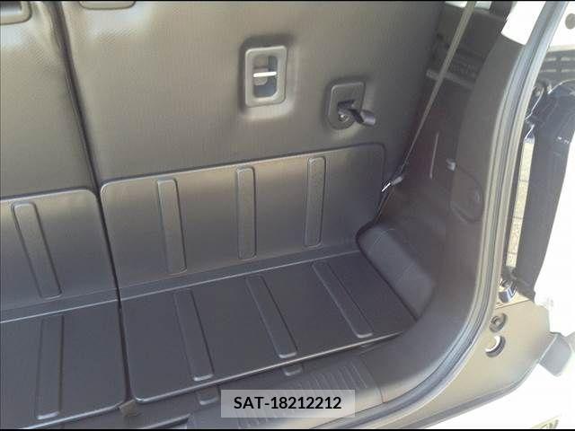 Suzuki HUSTLER 2024-01 391382-11